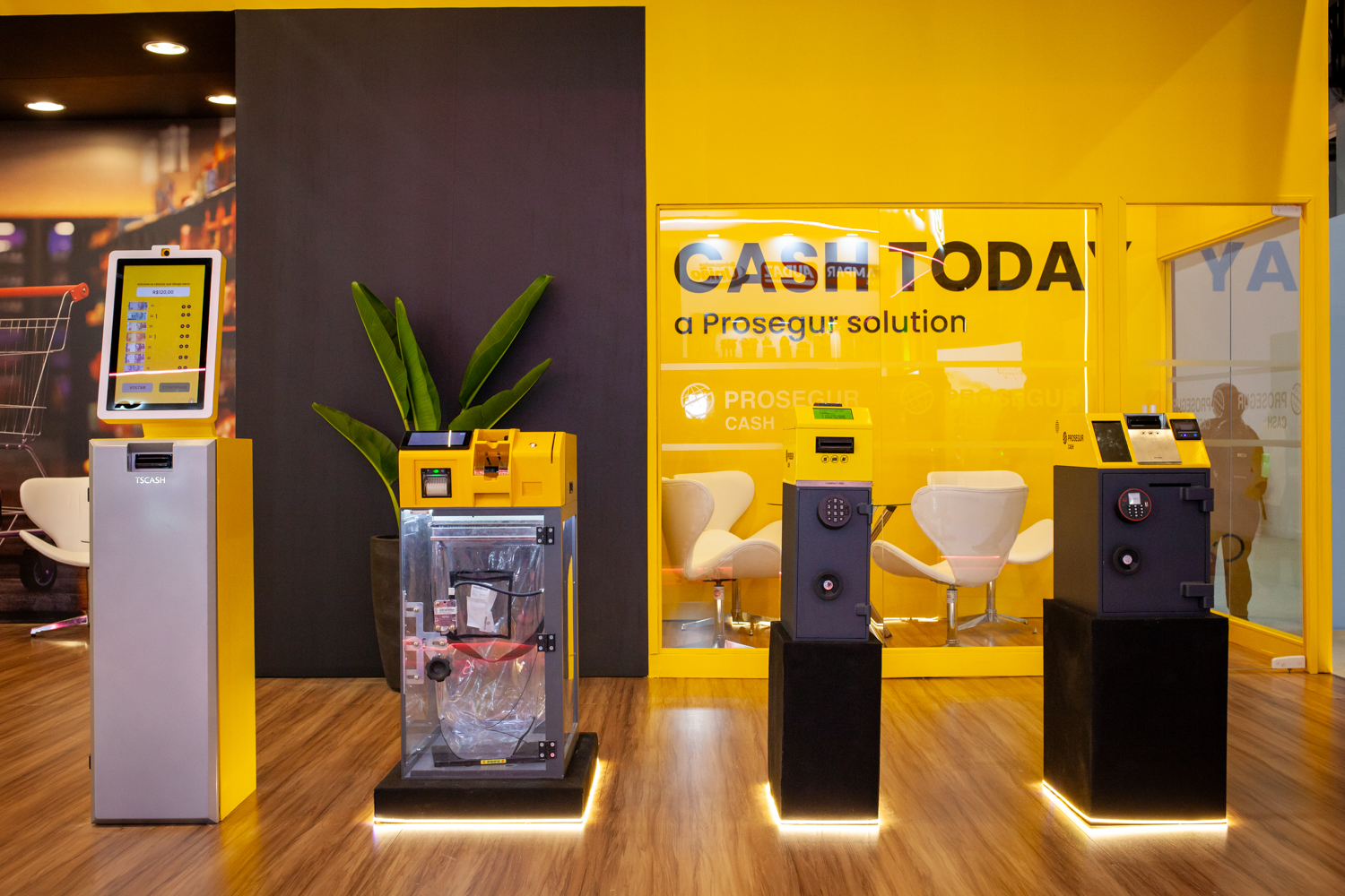 Prosegur Cash leva inovação em gestão de numerário para a Exposuper 2025 com cofre inteligente e saque via Pix